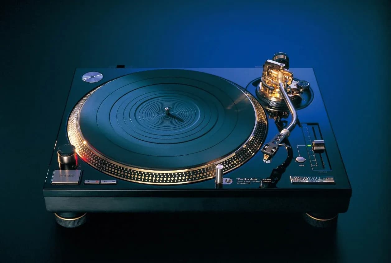 Technics SL-1200LTD