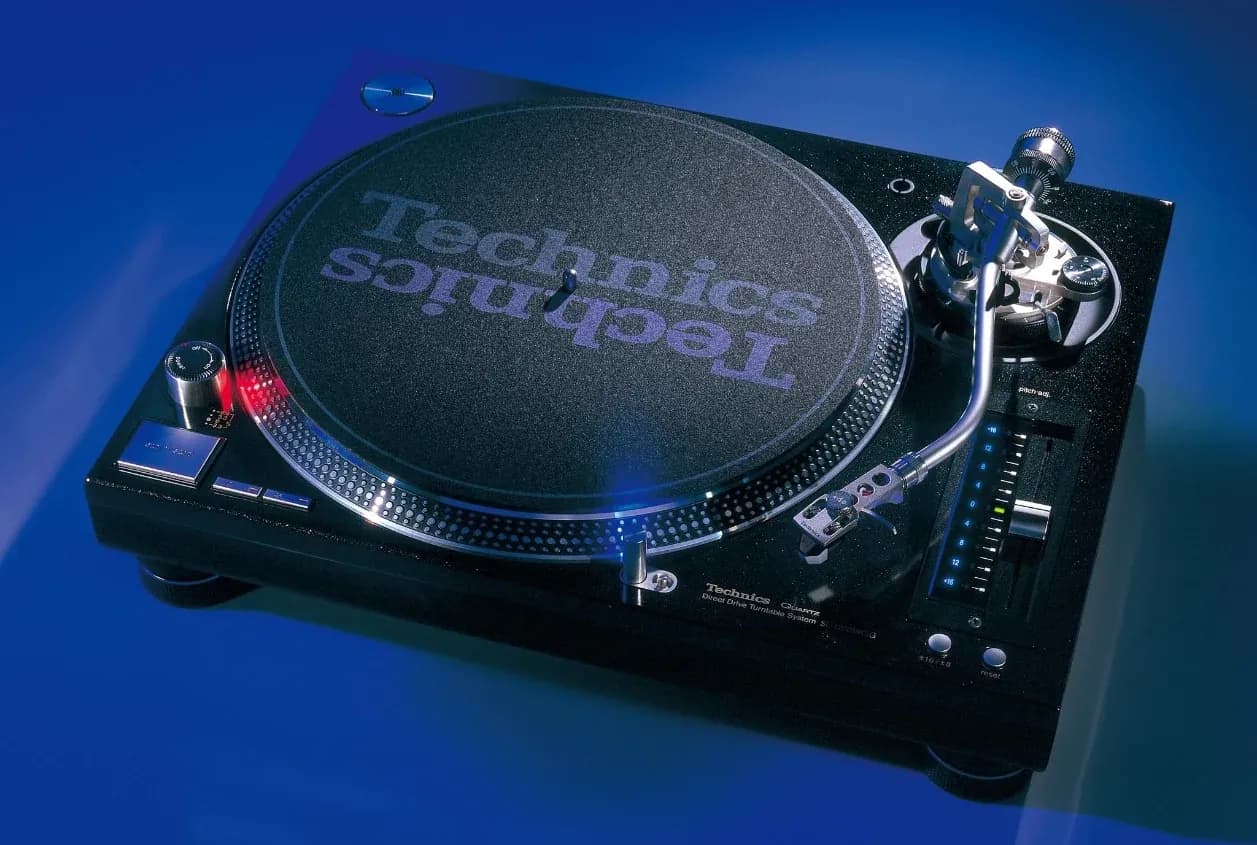 Technics SL-1200M5G