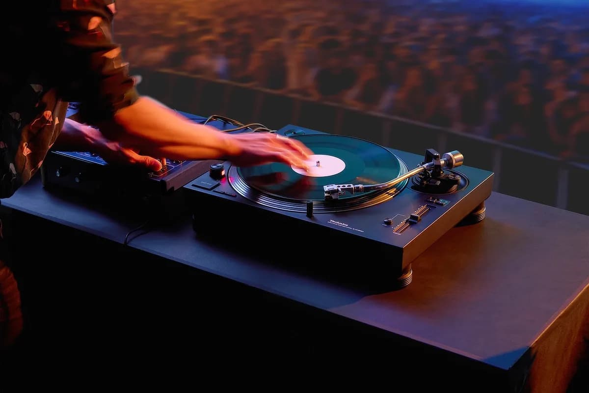 Technics SL-1210MKX